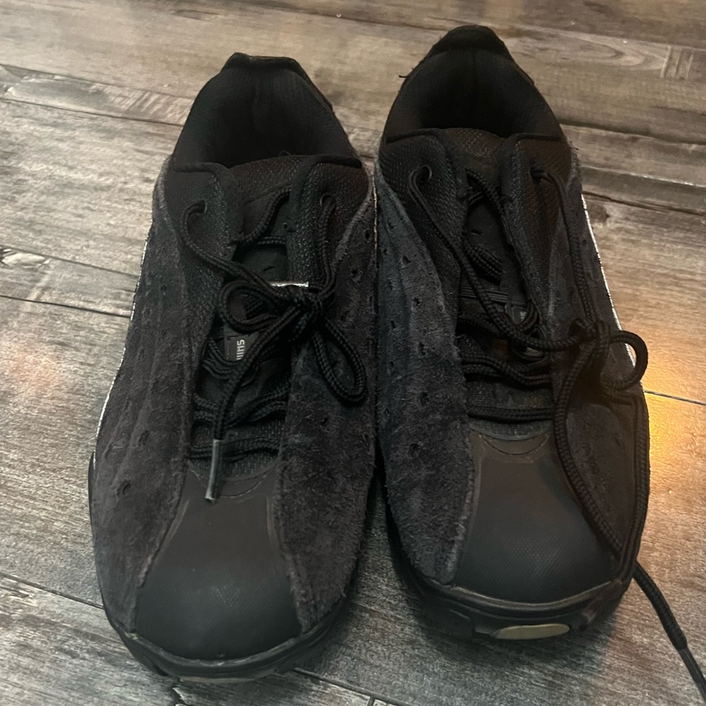 Shimano cycling shoes with clips